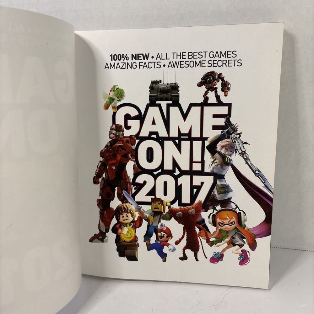 Game On! 2017 Scholastic Video Game Guide Book Facts Secrets Minecraft Mario - Picture 2 of 3